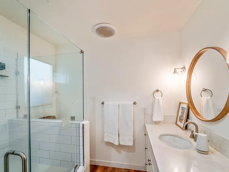 215 Kaelepulu Dr — Photo 16