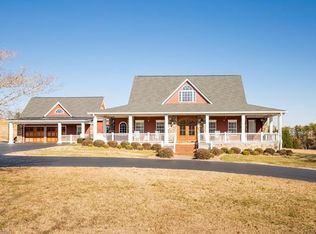 2910 Motlow Creek Rd, Campobello, SC 29322