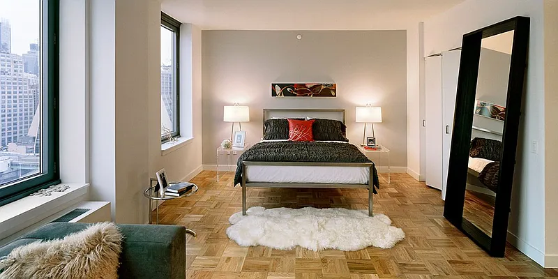 Rented by Clinton Management | media 3