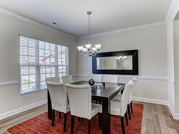 5th image of 3505 Deborah Dr