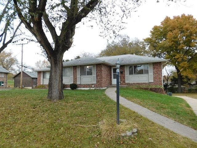 1st image of 5633 N Strathbury Ave