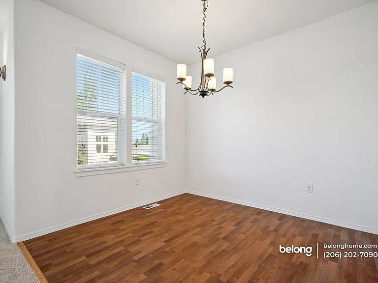 15 164th St SW #8 — Photo 4