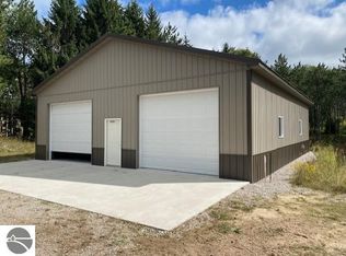 6208 Farrell Rd, Central Lake, MI 49622