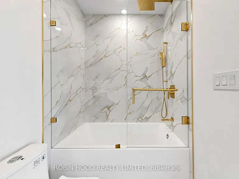 24 Callender St #3 — Photo 20