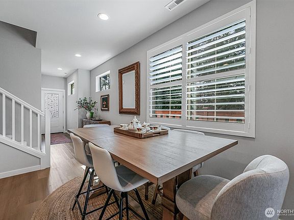 5th image of 13012 193rd Avenue E