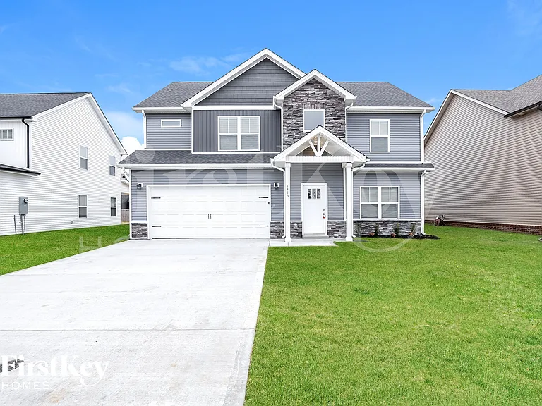 1413 Kingbird Dr — Photo 1