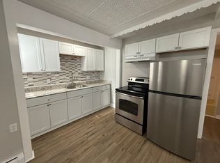 92 Orange St #3, Manchester, NH 03104