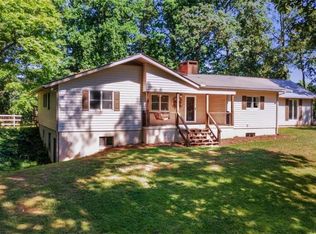 574 Lickskillet Rd, Epworth, GA 30541