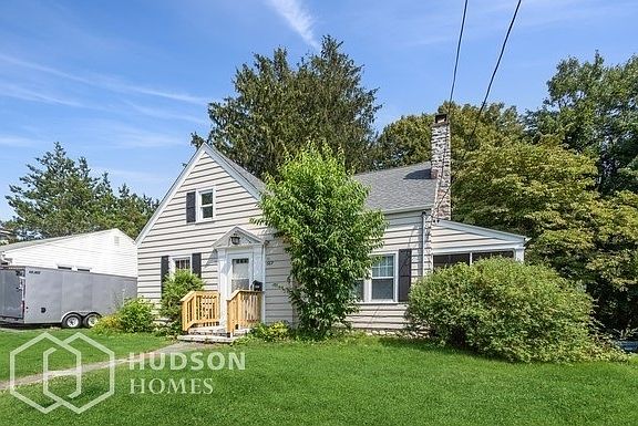 2nd image of 669 Pine Rock Ave