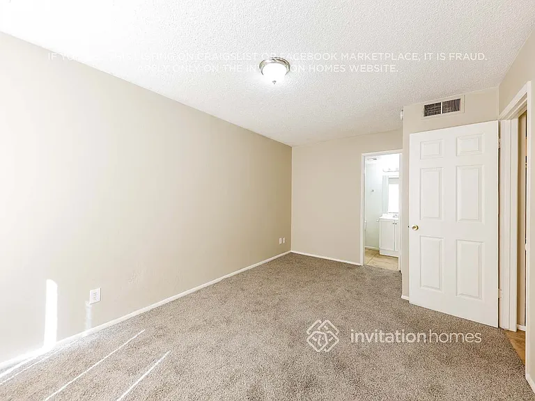 6938 W Haven Ave — Photo 10