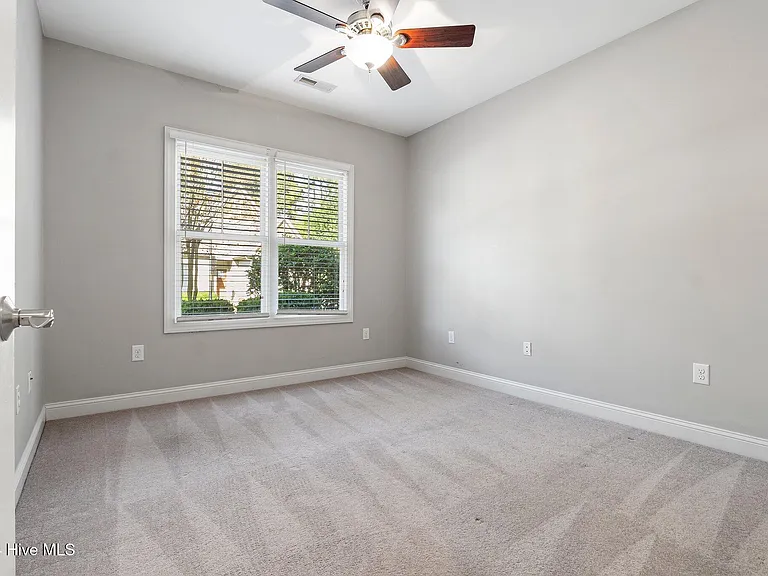 7 Elk Ridge Ln — Photo 5