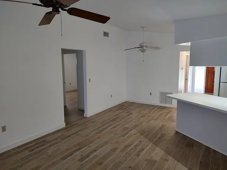 5844 Countrywood Dr — Photo 5