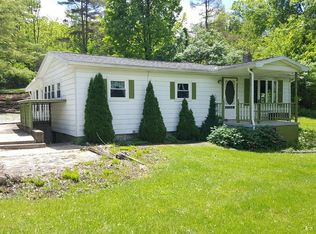 234 Cross Cove Rd, Roaring Spring, PA 16673