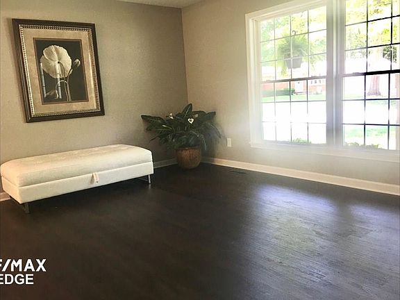 4th image of 4363 Lawnwood Ln