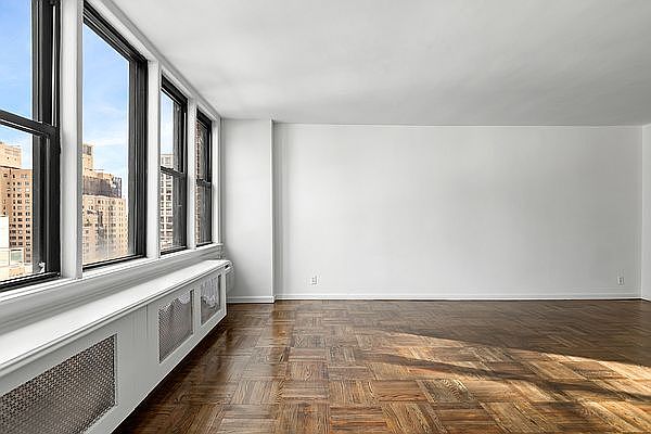 1st image of 500A E 87th St APT 5G