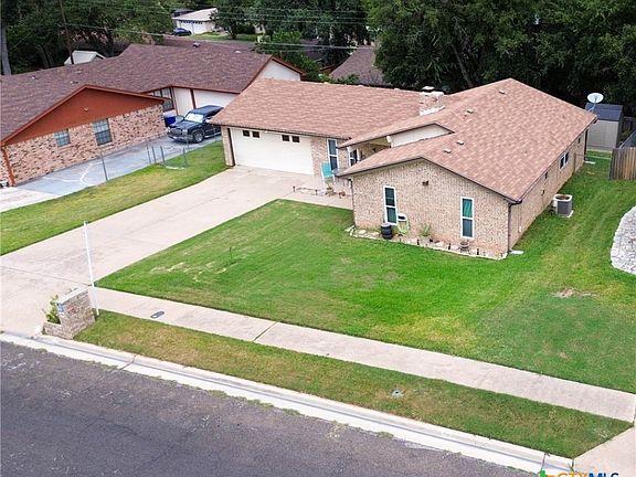 5th image of 621 Manning Dr
