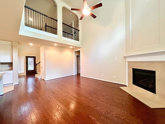 2nd image of 8002 Cedar Hawk Ln
