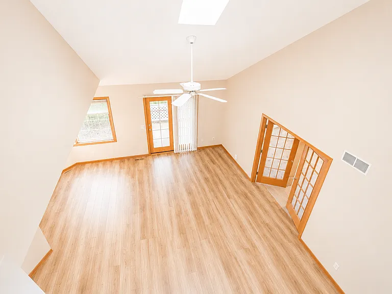 2607 Tuxedo Ln NW — Photo 12
