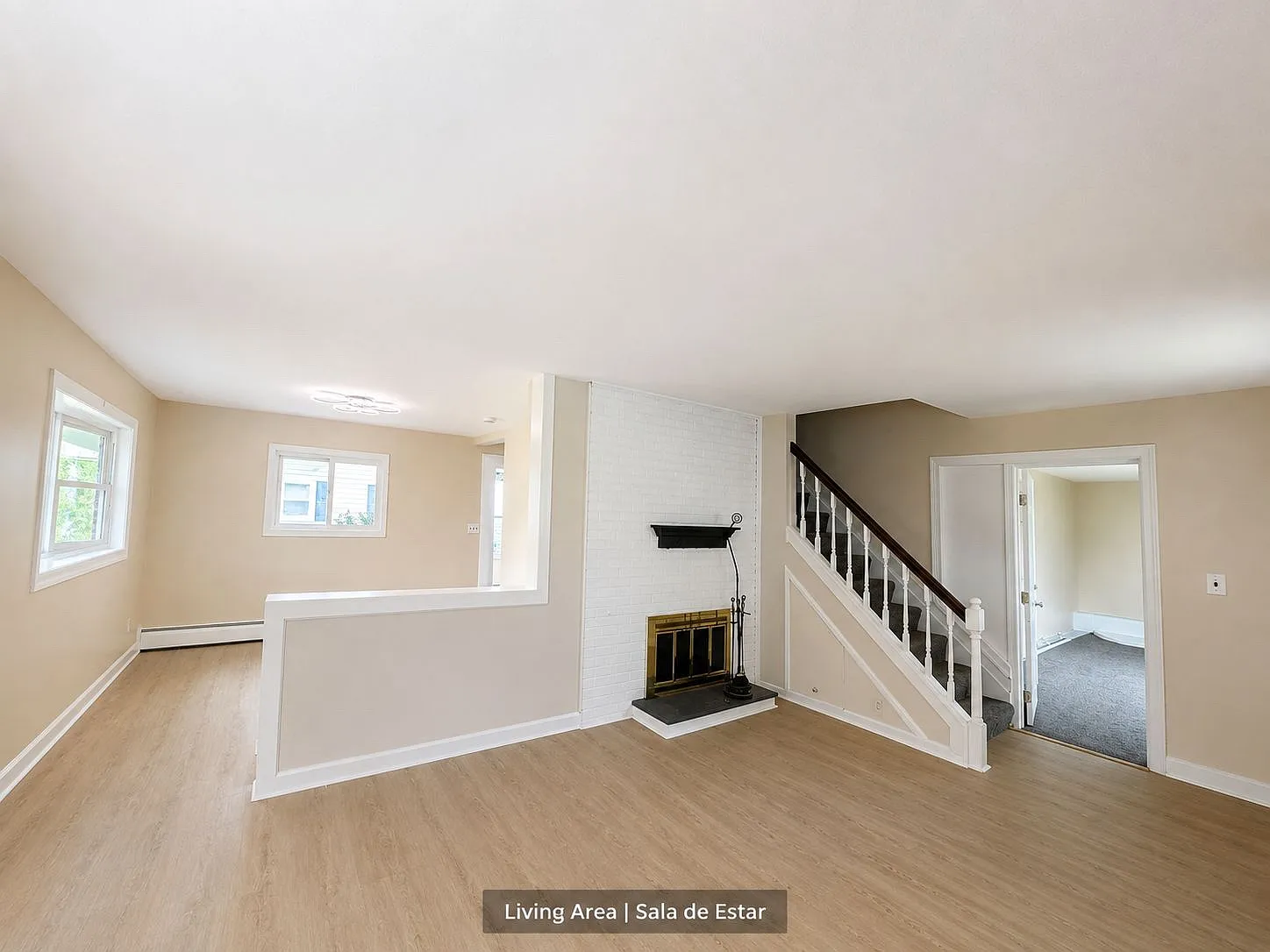 5 bed, 1760 sqft, $2,990 — Photo 3