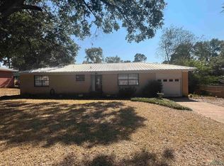 506 Elmwood St, Marshall, TX 75672