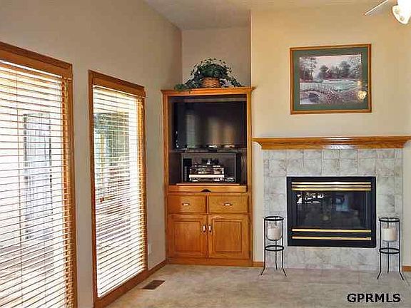 5th image of 19705 Shoreline Cir