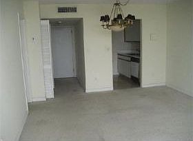 3rd image of 2000 NE 135th St #705