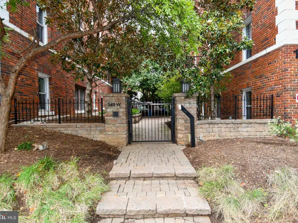 149 Saint Louis St SE #31, Washington, DC 20019