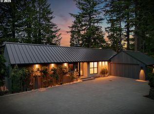 5202 SW Burton Dr, Portland, OR 97221