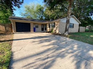 2012 Tyler St, Conway, AR 72032