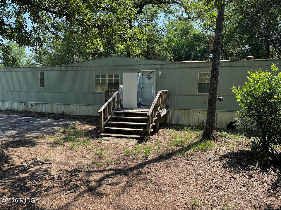 1st image of 211 Largo Dr