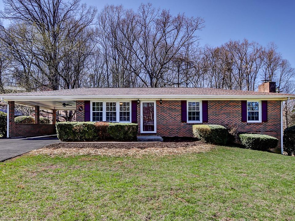 1st image of 303 Grove St