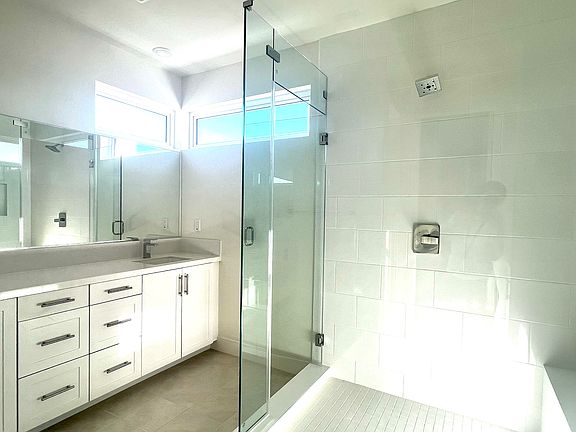 5th image of 16282 Helber Way
