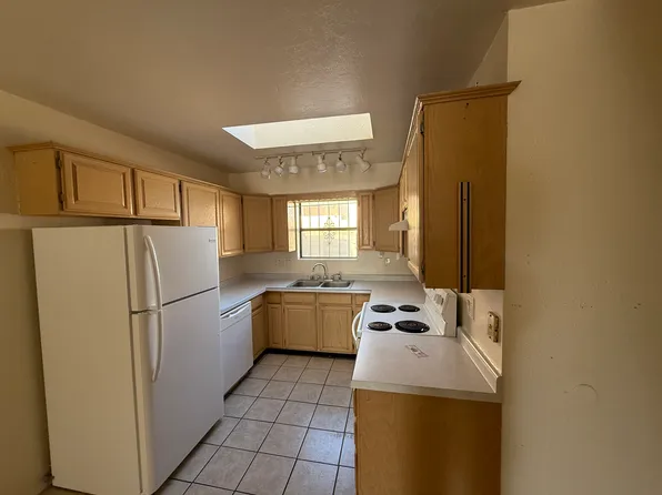 6301 Bent Tree Dr NW, Albuquerque, NM 87120