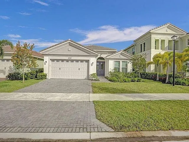 4645 Pumello Dr — Photo 13