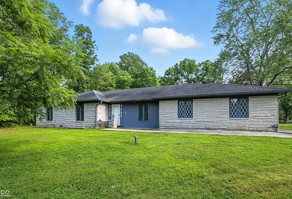 5551 N Raceway Rd