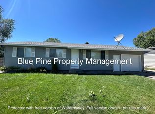 205 N Blossom Dr, Idaho Falls, ID 83401