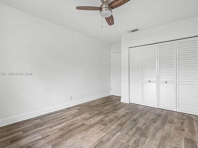 260 NW 19th St #26 — Photo 10