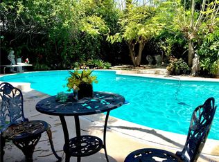 20301 Vose St, Winnetka, CA 91306