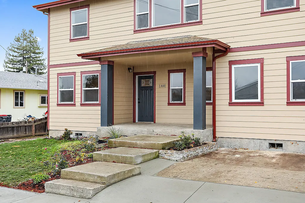 160 De Hague St photo 1