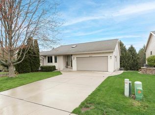 4413 Ruger Ave #B, Janesville, WI 53546
