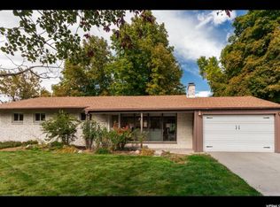 1793 E Meadowmoor Rd, Holladay, UT 84117