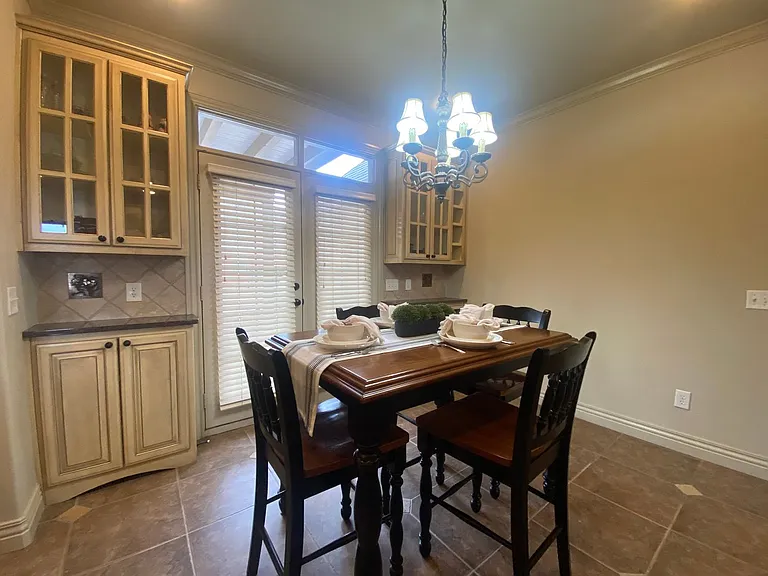 3605 N Narcissus Ave — Photo 15