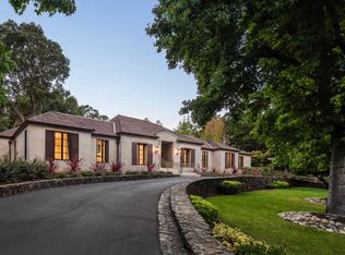 2130 Forest View Ave, Hillsborough, CA 94010