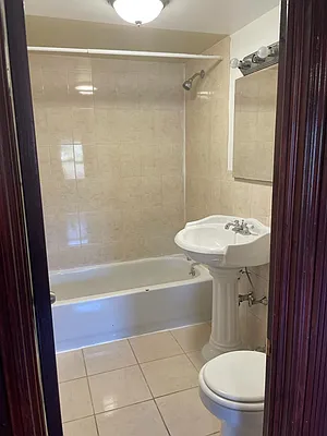 Rented by Compass | media 10