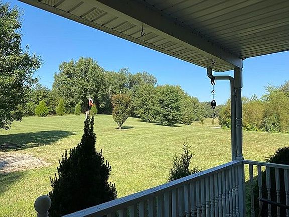 4th image of 160 Wolcut Ln