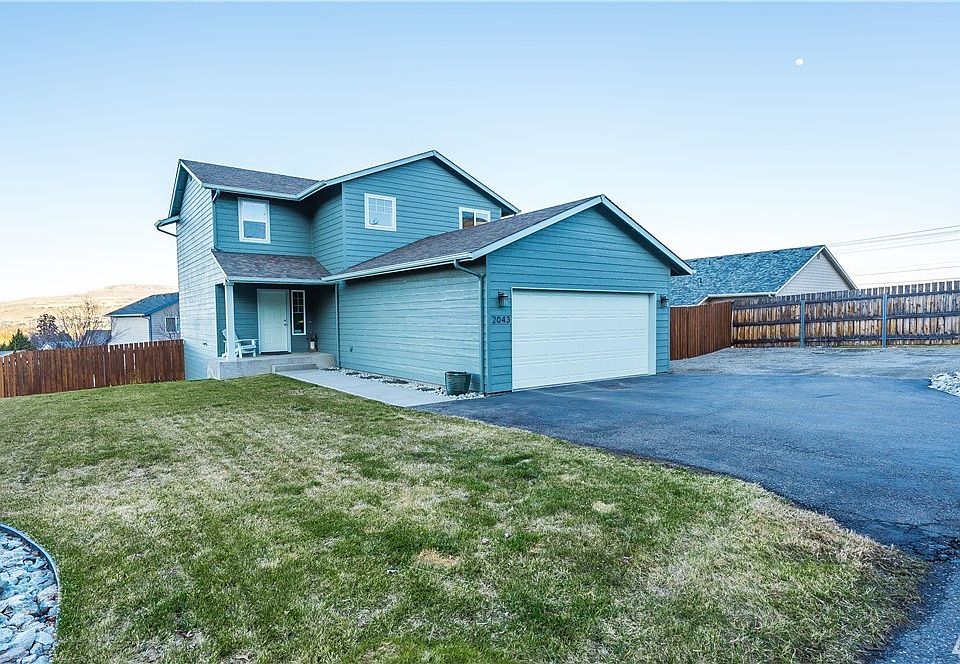 1st image of 2043 Silver Ln