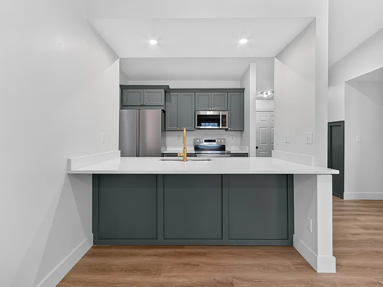 45 Tiffany Dr — Photo 13