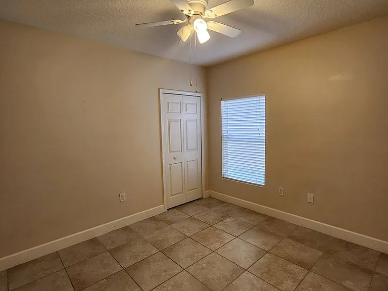 5352 Talbot Blvd — Photo 27
