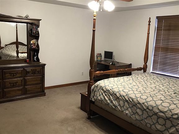 4th image of 1778 Sugar Pine Dr