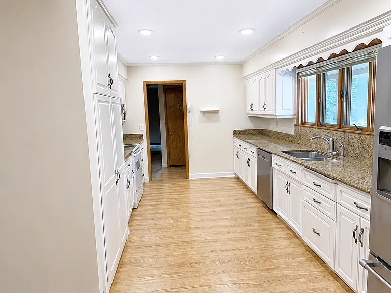 5 Allendale Dr — Photo 13